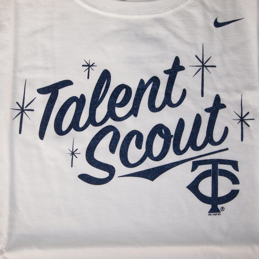 <><>2 for $25<><>Nike Minnesota Twins Tee & VS‎ Panties - Picture 4 of 6